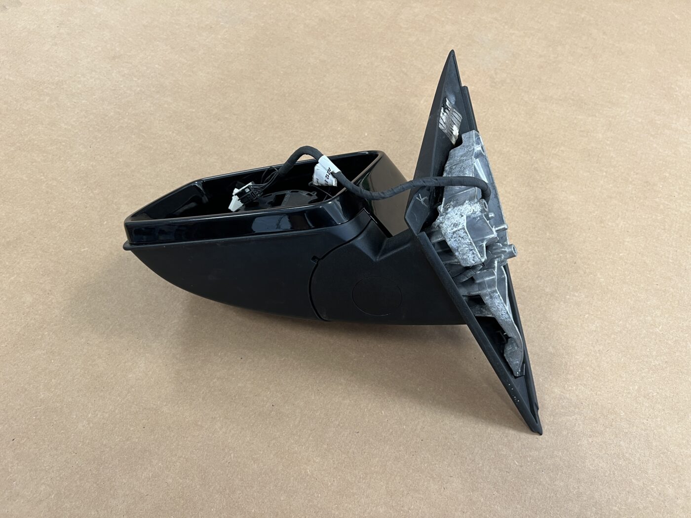 Ārējais spogulis, pa kreisi priekš MERCEDES C300 W202 W203 W204 2007-2014 A2048102976