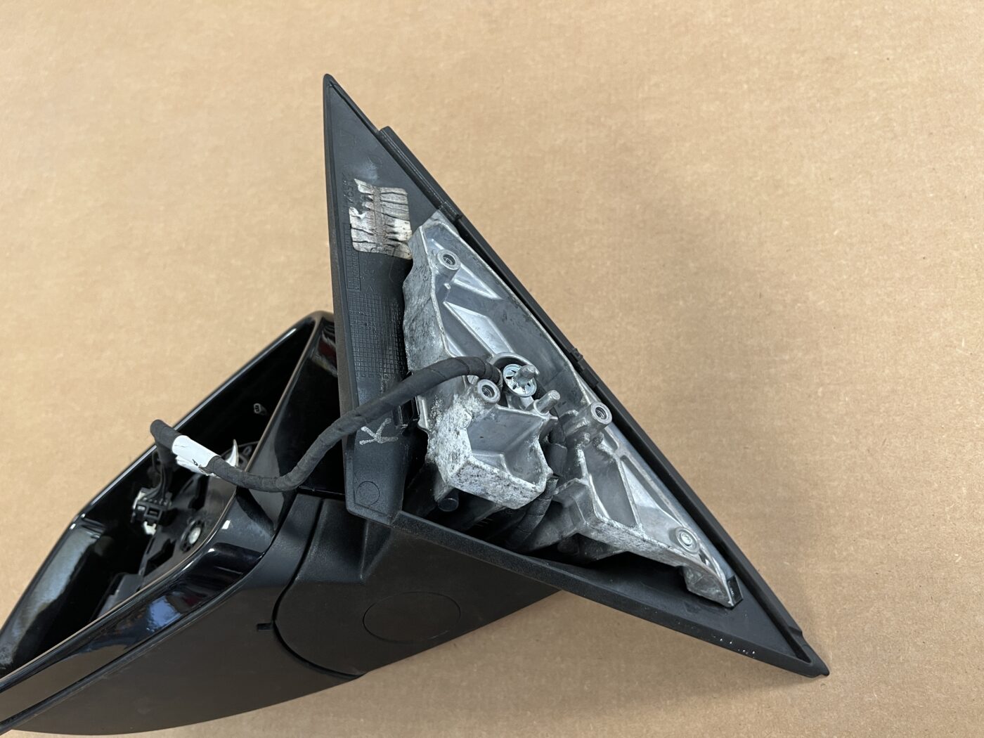 Ārējais spogulis, pa kreisi priekš MERCEDES C300 W202 W203 W204 2007-2014 A2048102976