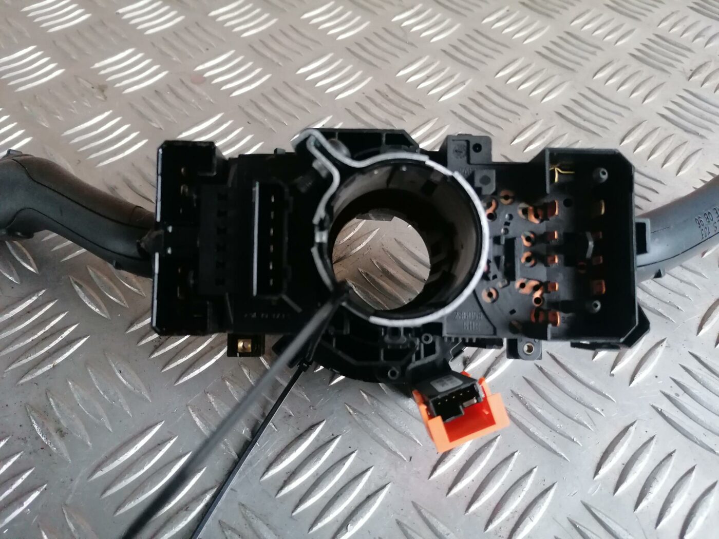 Stūres statnes slēdzis priekš FORD GALAXY 2005 5 Stūres statnes slēdzis priekš FORD GALAXY 2005