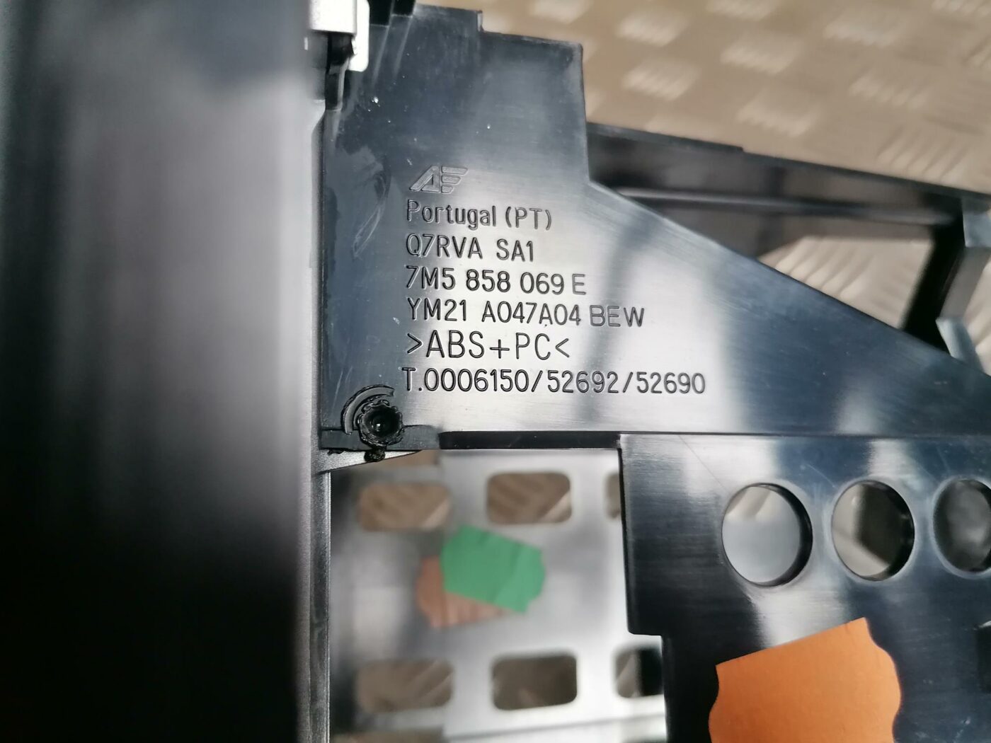 Automašīnas radio kronšteins priekš FORD GALAXY 2005