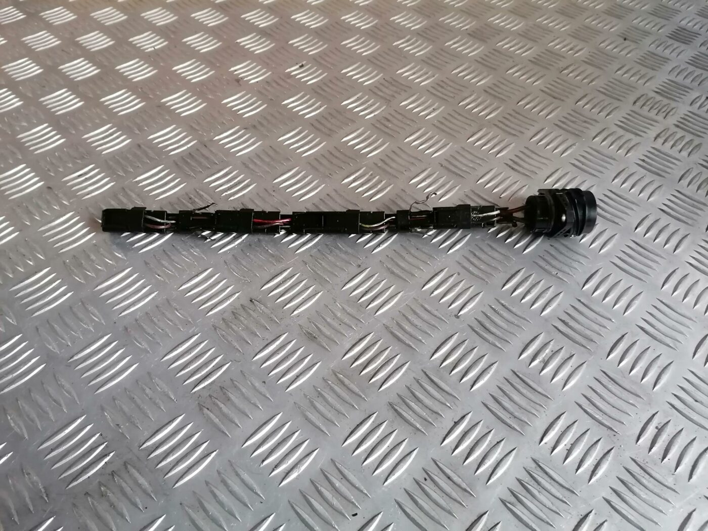 Degvielas smidzinātāju vadi priekš FORD GALAXY 2005 1 Degvielas smidzinātāju vadi priekš FORD GALAXY 2005