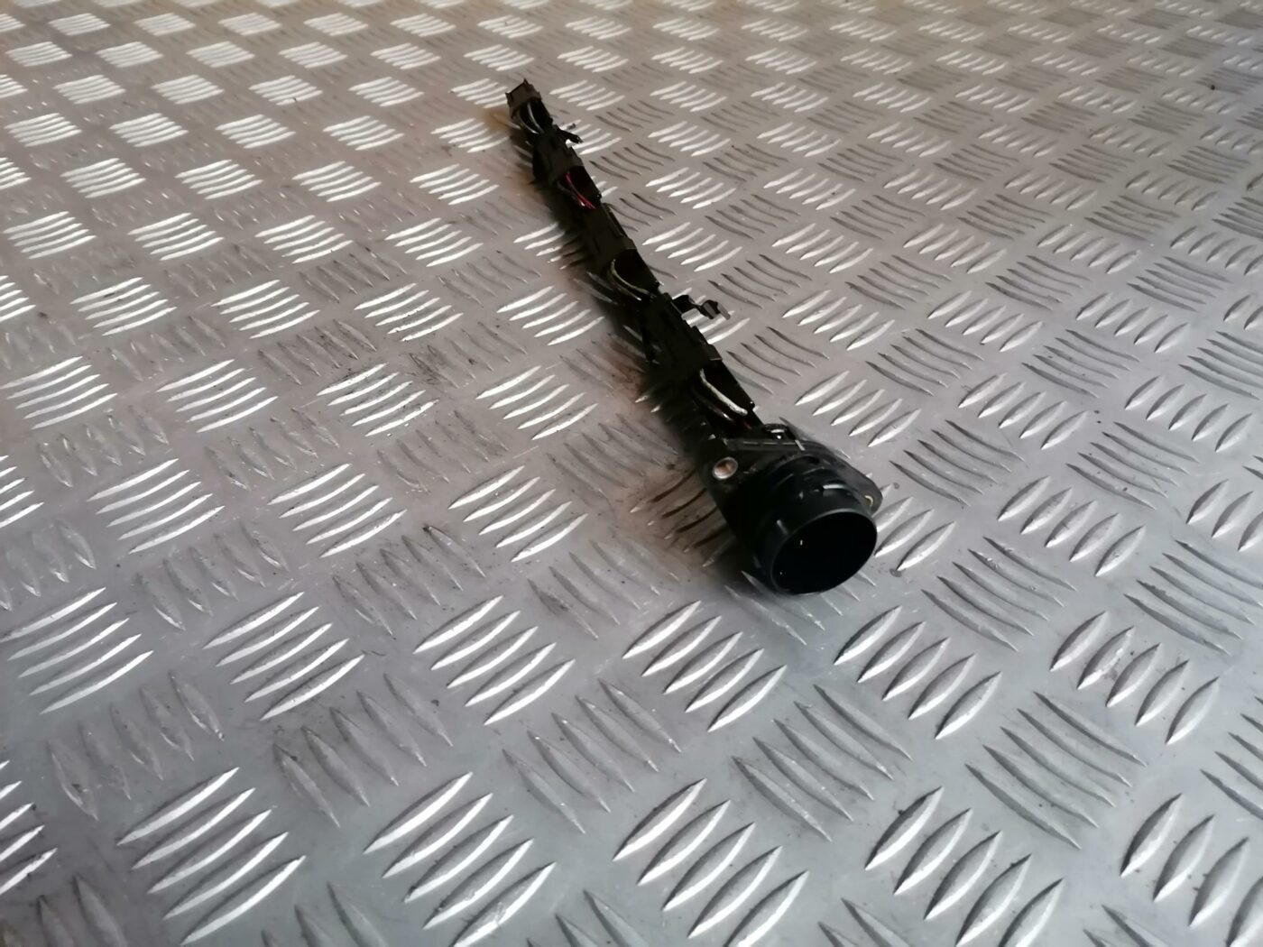 Degvielas smidzinātāju vadi priekš FORD GALAXY 2005 2 Degvielas smidzinātāju vadi priekš FORD GALAXY 2005