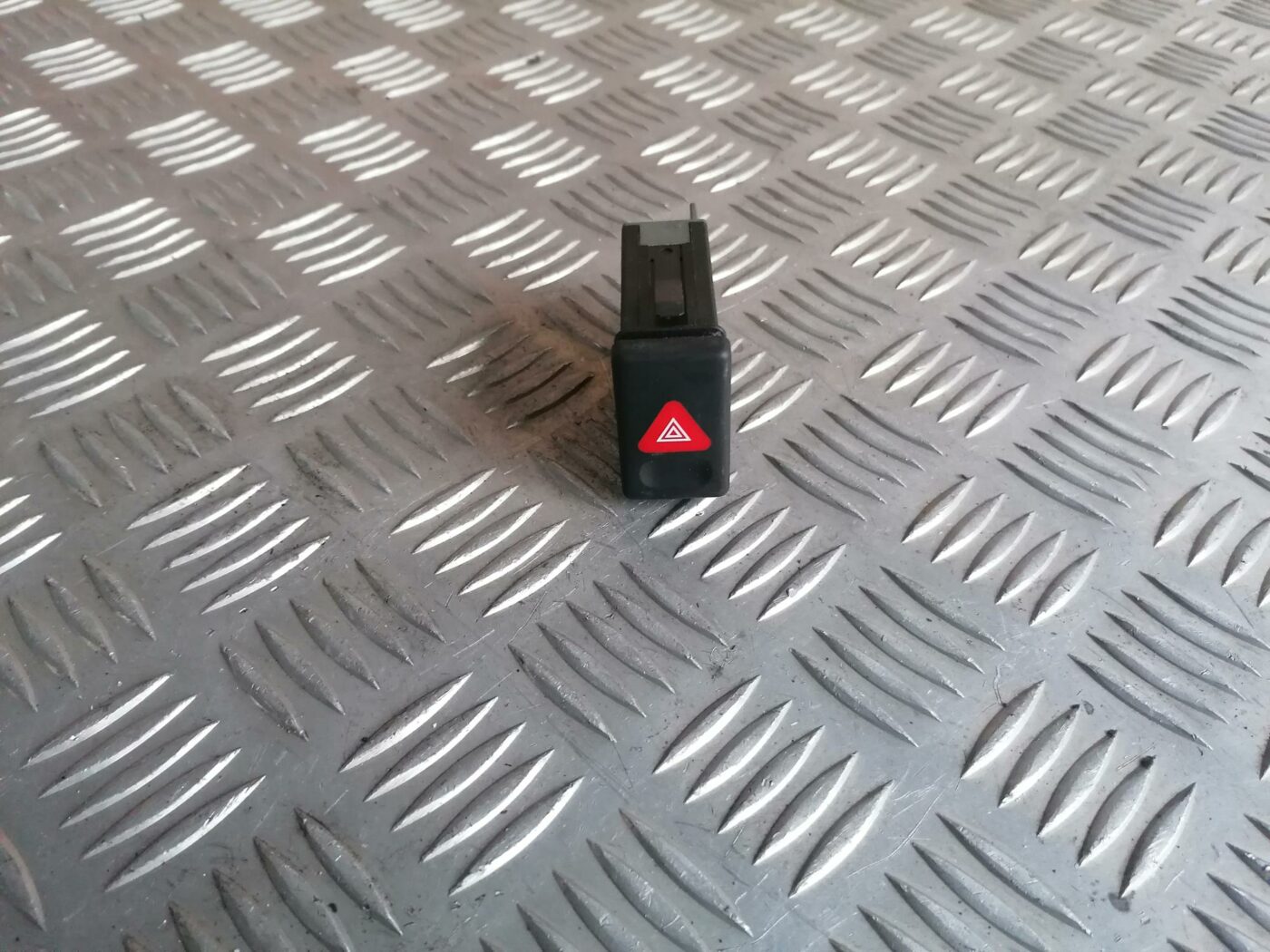 Trauksmes poga priekš FORD GALAXY 2005 1 Trauksmes poga priekš FORD GALAXY 2005