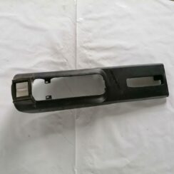 Centrālās konsoles (apdares) vidēja daļa priekš FORD GALAXY 2005