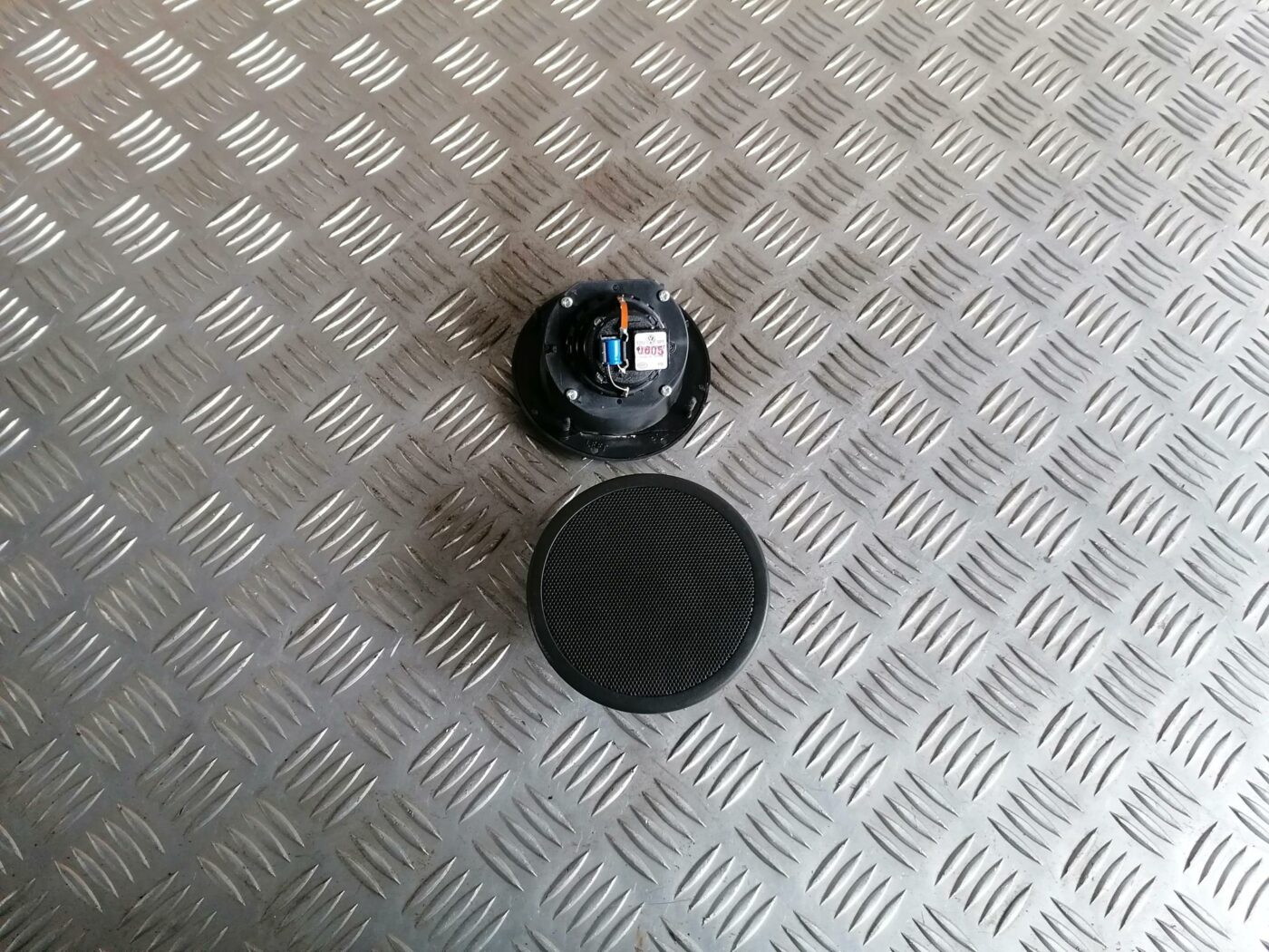 Durvju skaļrunis, augšā priekš FORD GALAXY 2005 1 Durvju skaļrunis, augšā priekš FORD GALAXY 2005