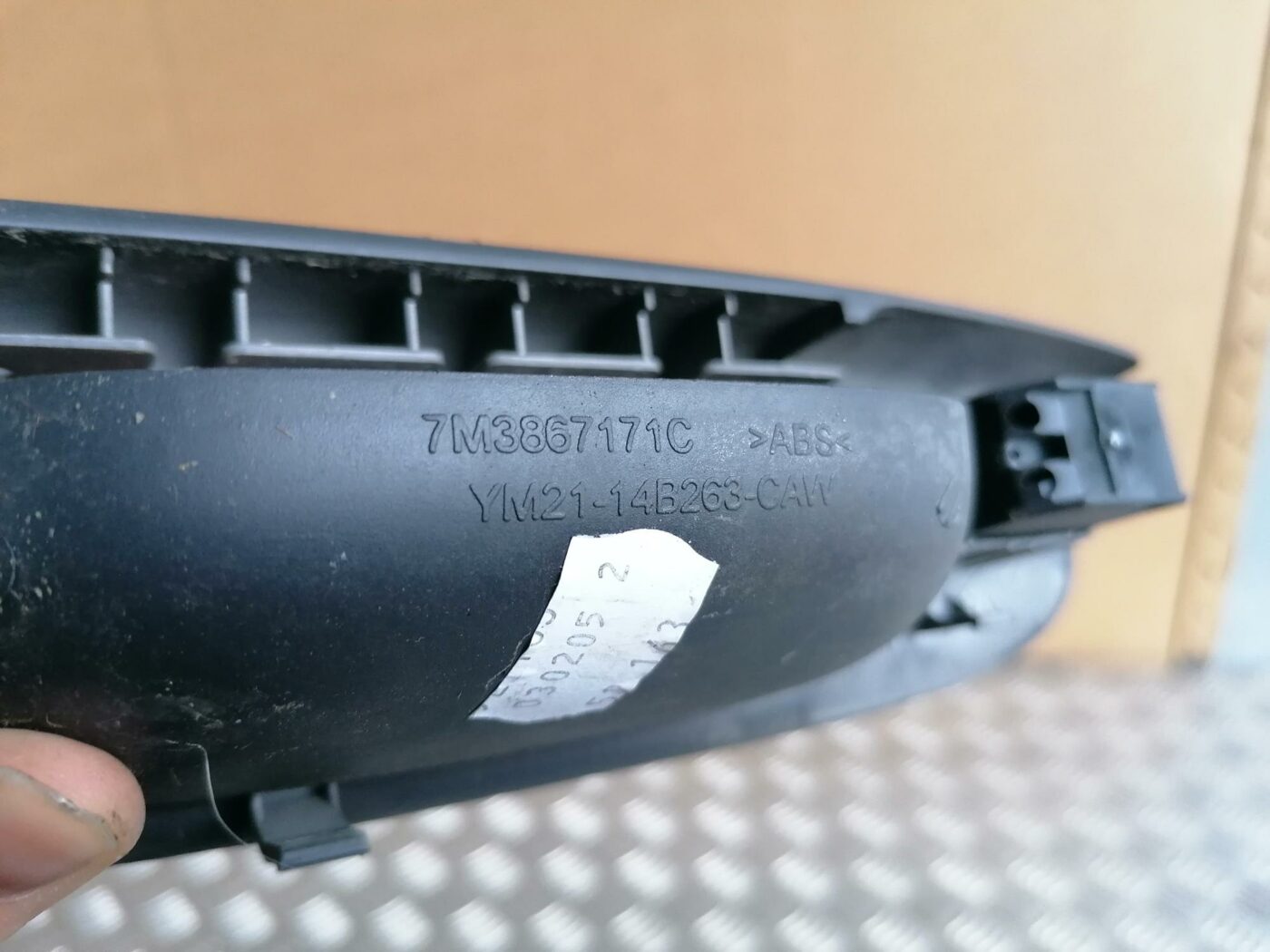 Stikla pacelšanas poga priekš FORD GALAXY 2005 3 Stikla pacelšanas poga priekš FORD GALAXY 2005