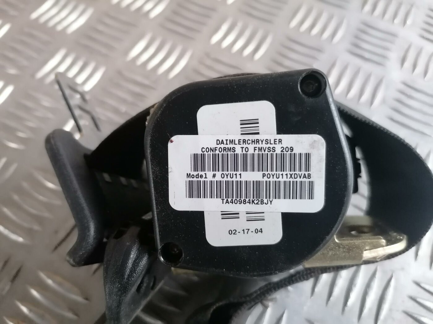 Aizmugurējā kreisa drošības josta priekš CHRYSLER SEBRING 2006 2 Aizmugurējā kreisa drošības josta priekš CHRYSLER SEBRING 2006