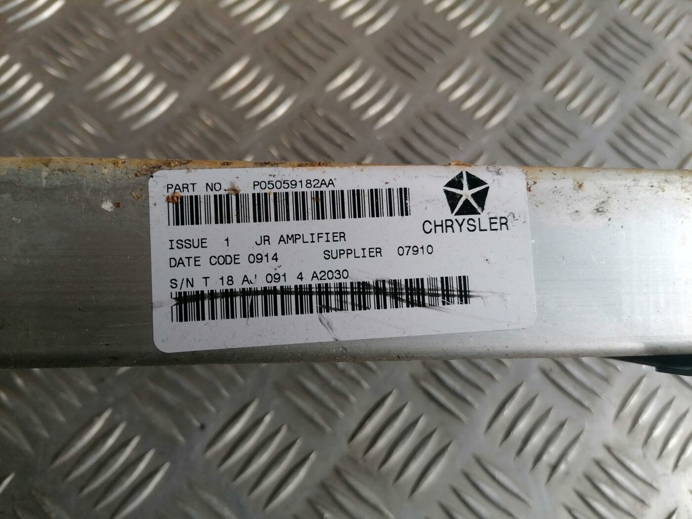 Audio pastiprinātāja bloks priekš CHRYSLER SEBRING 2006 3 Audio pastiprinātāja bloks priekš CHRYSLER SEBRING 2006