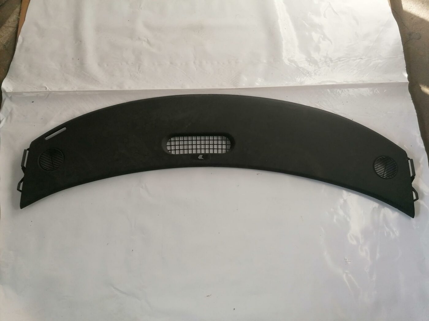 Vējstikla ventilācijas režģis (salonā) priekš CHRYSLER SEBRING 2006