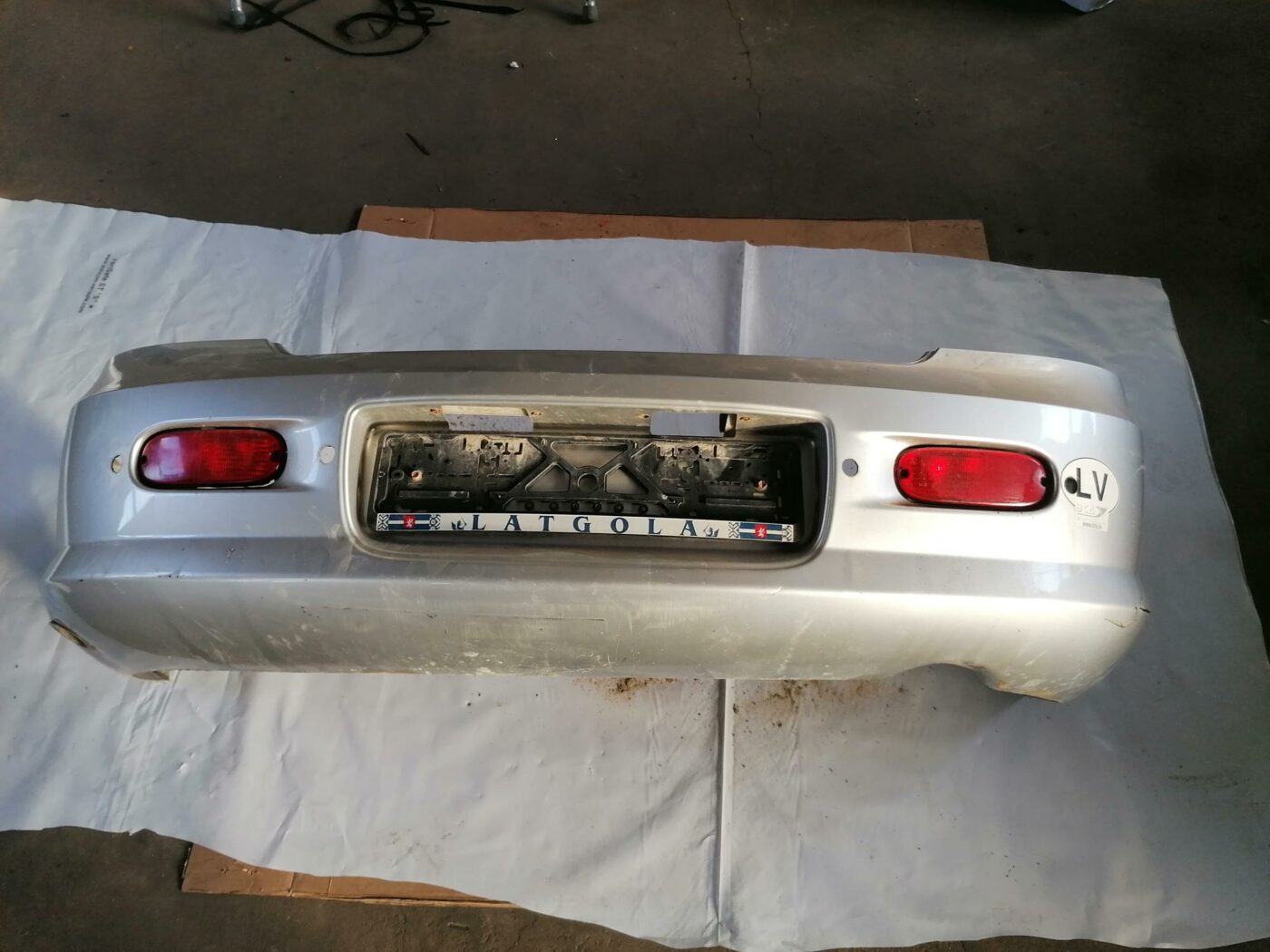 Aizmugures buferis priekš CHRYSLER SEBRING 2006 2 Aizmugures buferis priekš CHRYSLER SEBRING 2006