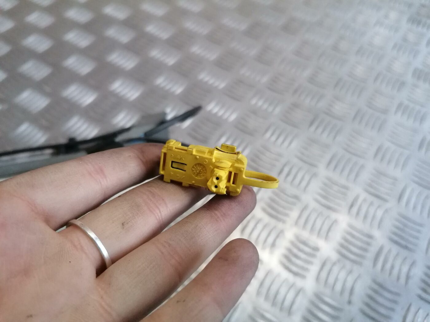 Mērinstrumentu paneļa drošības spilvens priekš BMW 530D E39 2001 TOURING 4 Mērinstrumentu paneļa drošības spilvens priekš BMW 530D E39 2001 TOURING