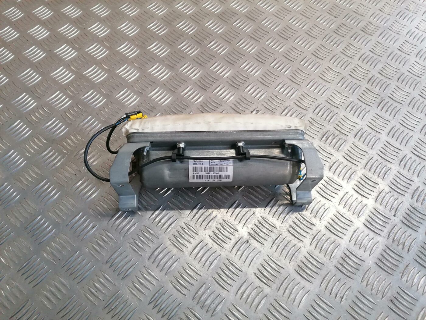 Mērinstrumentu paneļa drošības spilvens priekš BMW 530D E39 2001 TOURING 2 Mērinstrumentu paneļa drošības spilvens priekš BMW 530D E39 2001 TOURING