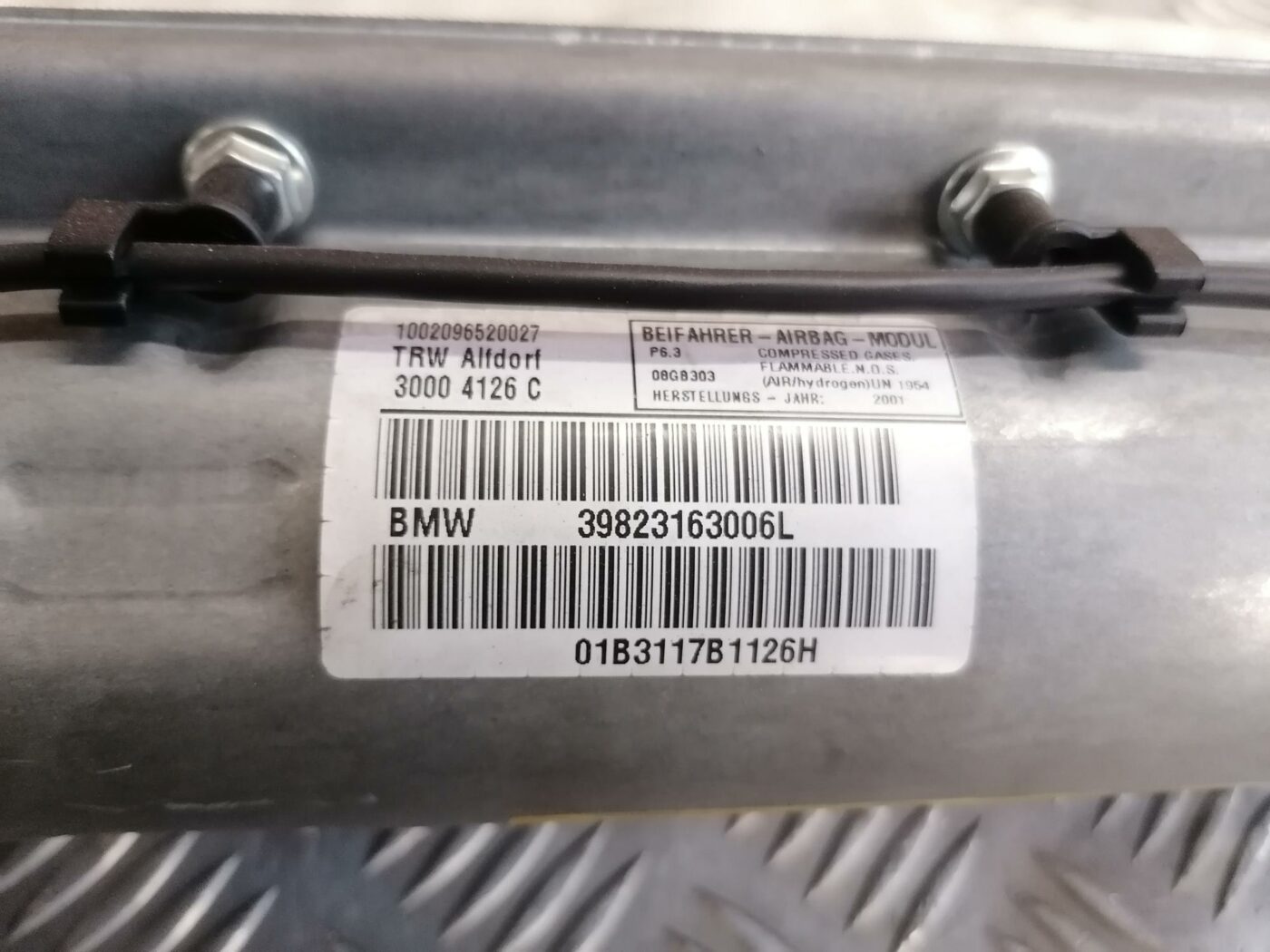 Mērinstrumentu paneļa drošības spilvens priekš BMW 530D E39 2001 TOURING 5 Mērinstrumentu paneļa drošības spilvens priekš BMW 530D E39 2001 TOURING