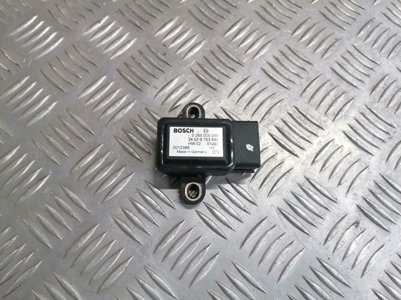 ESP ātruma devējs priekš BMW 530D E39 2001 TOURING 1 ESP ātruma devējs priekš BMW 530D E39 2001 TOURING