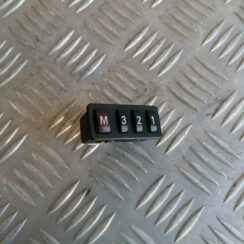 Sēdekļu atmiņas slēdža poga priekš BMW 530D E39 2001 TOURING