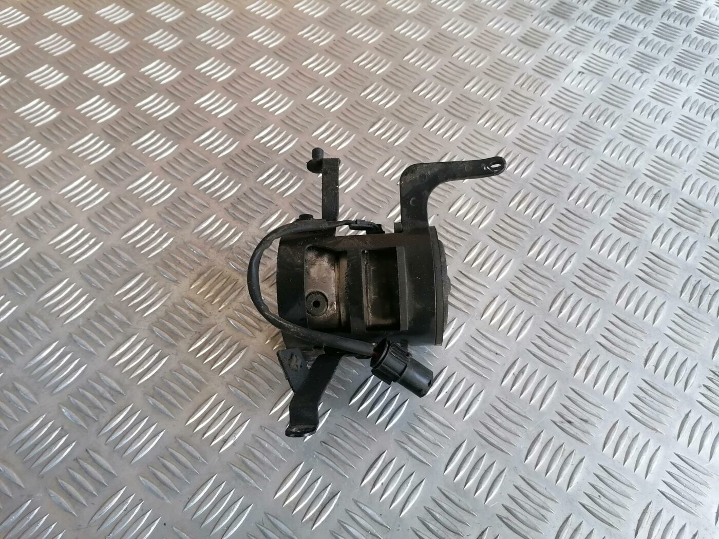 Hidrauliskais pastiprinātājs priekš BMW 530D E39 2001 TOURING 1 Hidrauliskais pastiprinātājs priekš BMW 530D E39 2001 TOURING