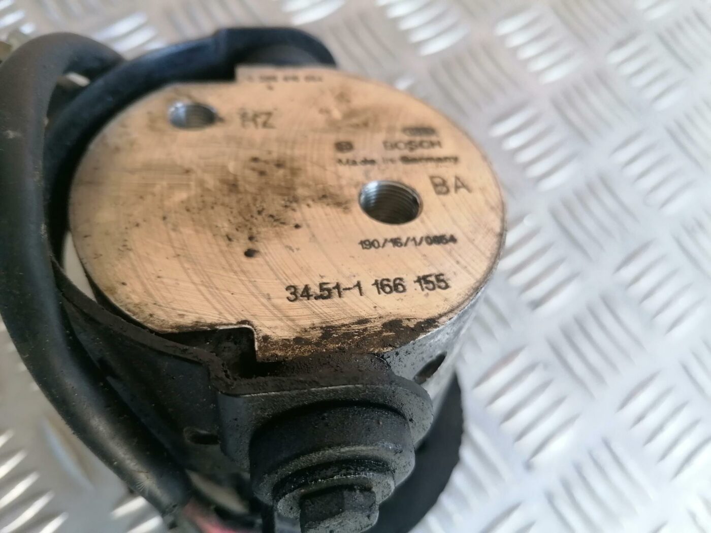 Hidrauliskais pastiprinātājs priekš BMW 530D E39 2001 TOURING 4 Hidrauliskais pastiprinātājs priekš BMW 530D E39 2001 TOURING