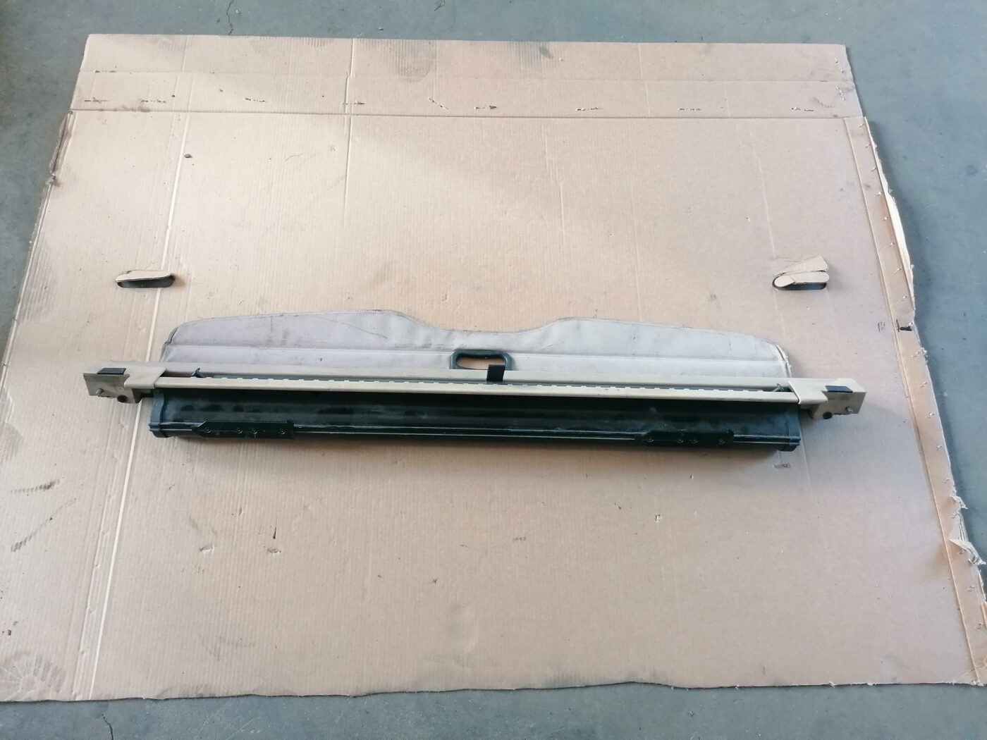 Bagāžnieka žalūzija priekš BMW 530D E39 2001 TOURING 1 Bagāžnieka žalūzija priekš BMW 530D E39 2001 TOURING