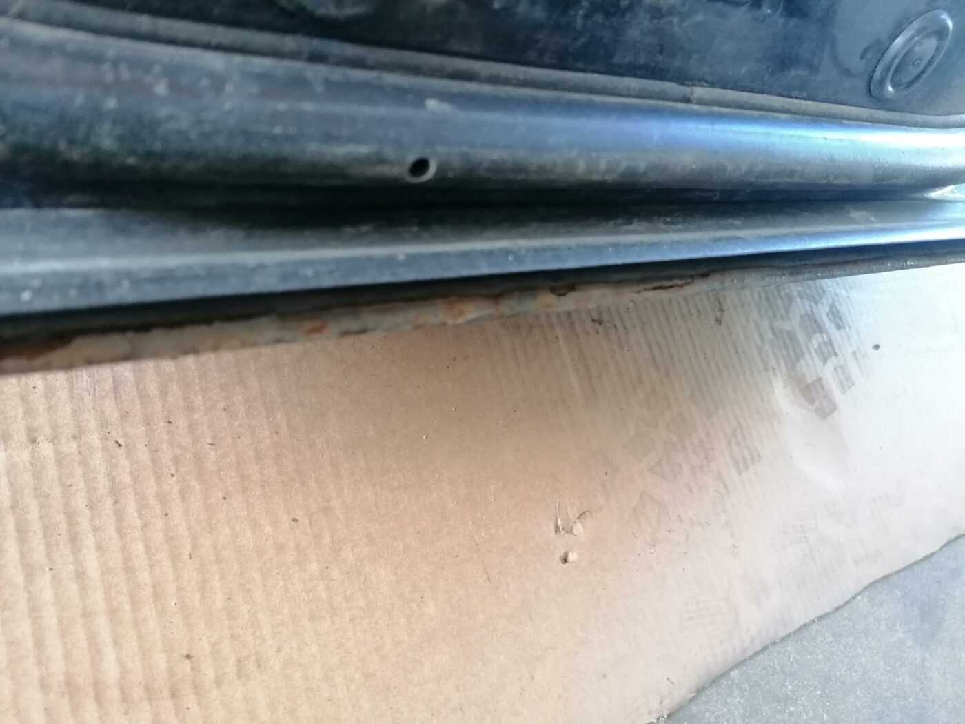 Aizmugurējās kreisās durvis priekš BMW 530D E39 2001 TOURING