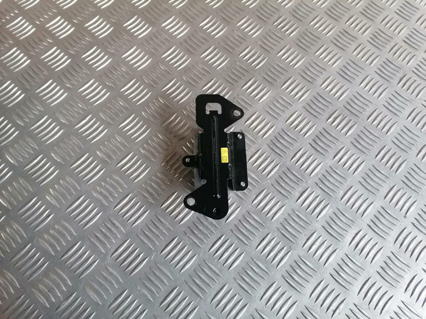 ESP ātruma devējs priekš FORD MONDEO 2007 2 ESP ātruma devējs priekš FORD MONDEO 2007