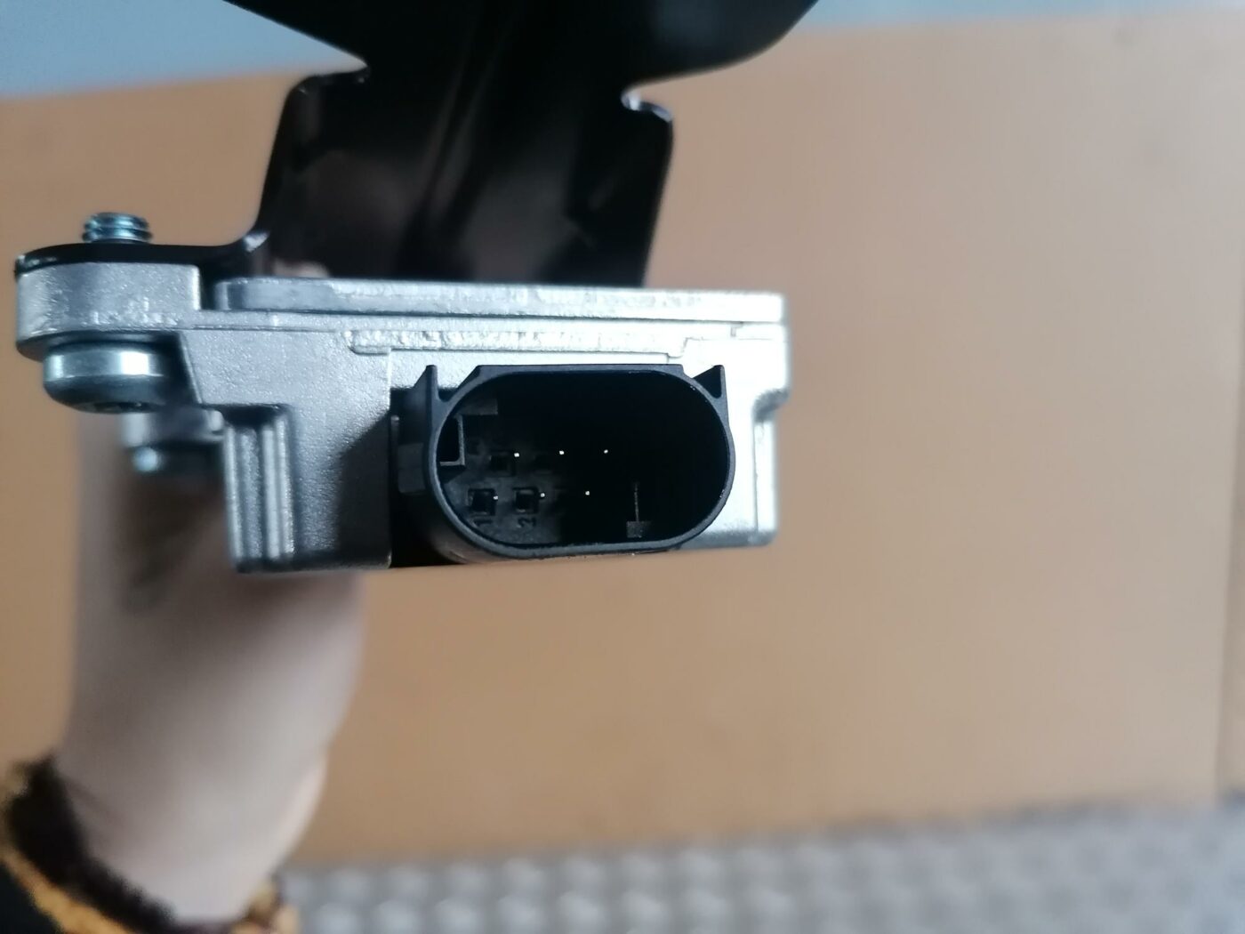 ESP ātruma devējs priekš FORD MONDEO 2007 3 ESP ātruma devējs priekš FORD MONDEO 2007