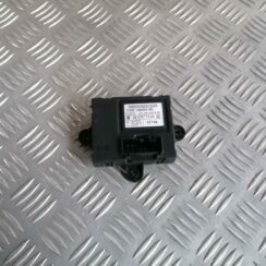 Aizmugurējo labo durvju vadības bloks priekš FORD MONDEO 2007