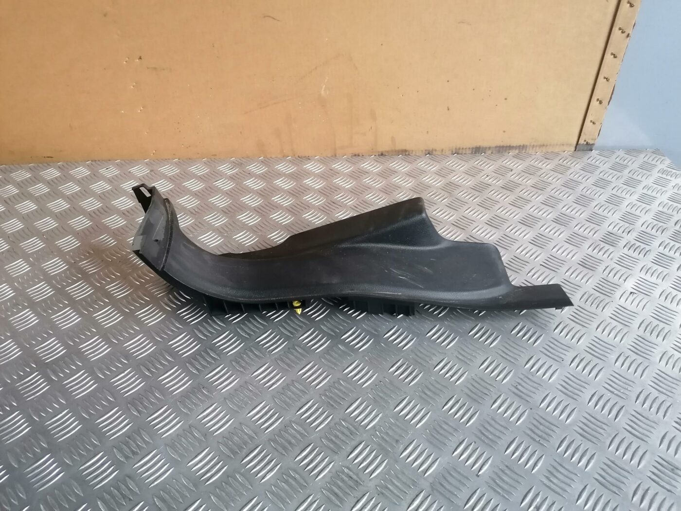 Sliekšņa aizmugurēja laba uzlika (salonā) priekš FORD MONDEO 2007