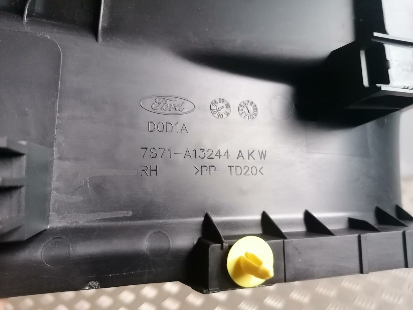 Sliekšņa aizmugurēja laba uzlika (salonā) priekš FORD MONDEO 2007