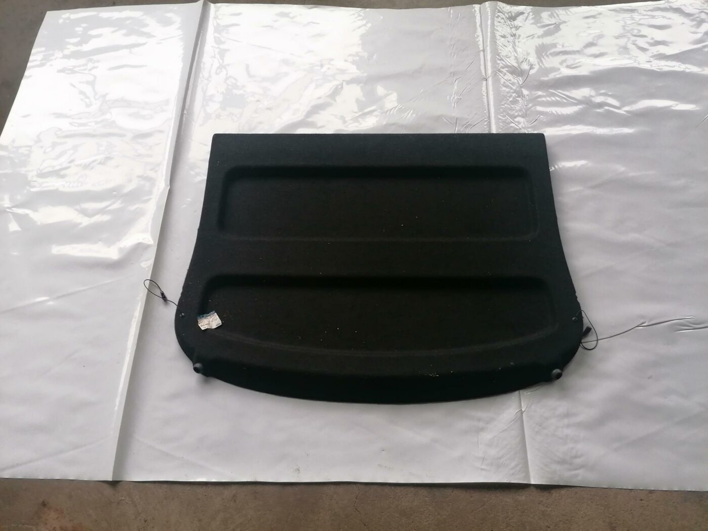 Bagāžnieka nodalījuma plaukts priekš FORD MONDEO 2007 1 Bagāžnieka nodalījuma plaukts priekš FORD MONDEO 2007