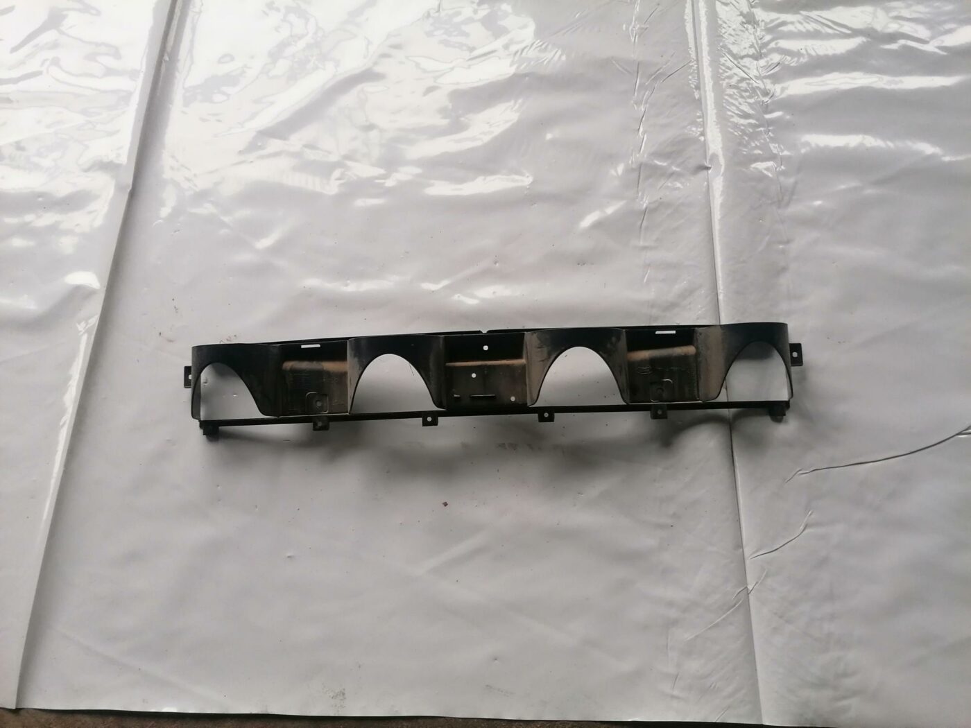 Aizmugurējā spārna un bufera stiprinājums priekš FORD MONDEO 2007