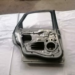 Aizmugurējās kreisās durvis priekš FORD MONDEO 2007