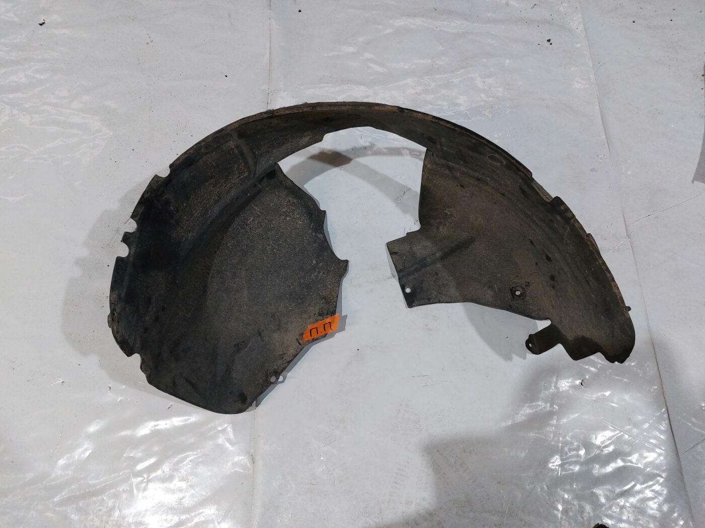 Priekšējais labais paspārns priekš CHRYSLER VOYAGER 2006