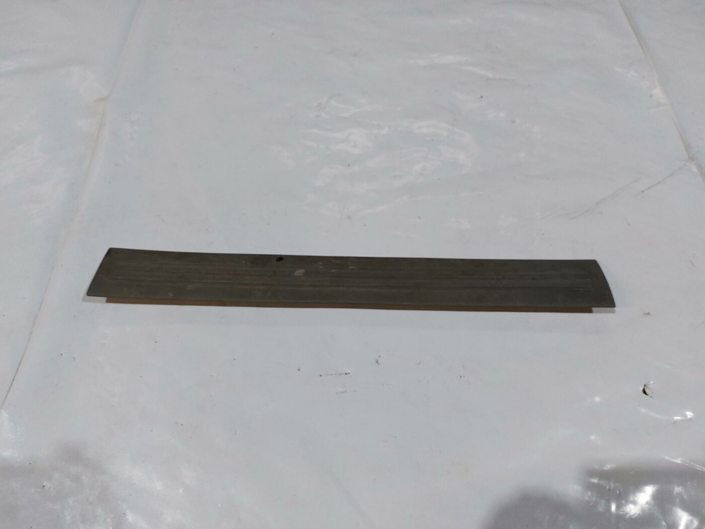 Sliekšņa priekšēja kreisa uzlika (salonā) priekš CHRYSLER VOYAGER 2006