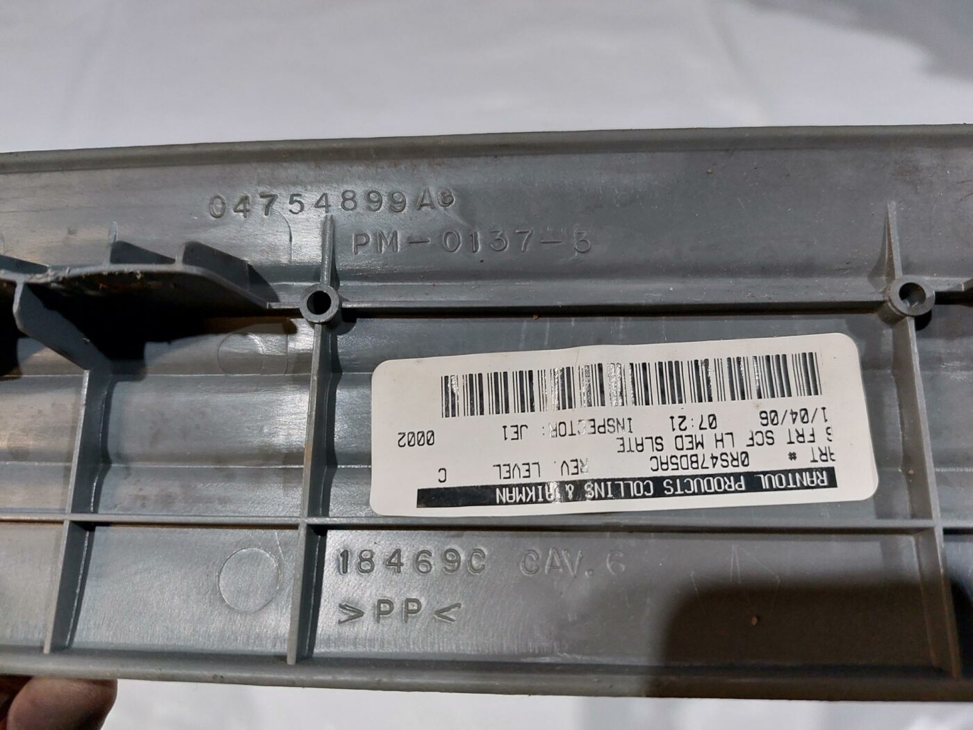 Sliekšņa priekšēja kreisa uzlika (salonā) priekš CHRYSLER VOYAGER 2006