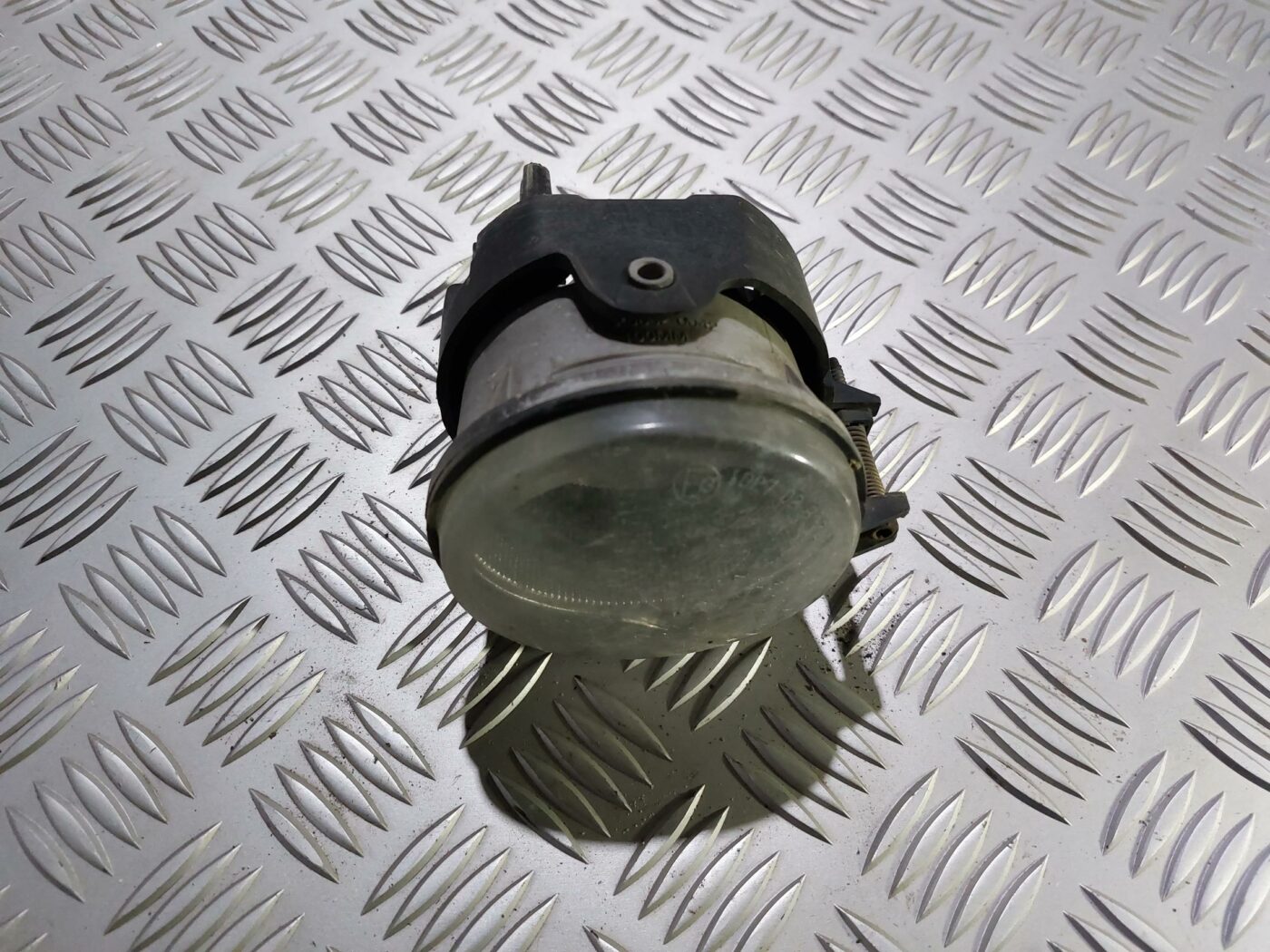 Miglas luktura reste, pa kreisi priekš CHRYSLER VOYAGER 2006 1 Miglas luktura reste, pa kreisi priekš CHRYSLER VOYAGER 2006