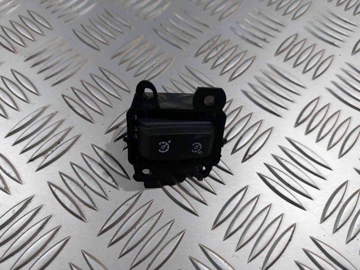 Gaismas slēdzis priekš RENAULT LAGUNA 2011