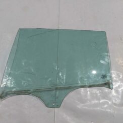 Aizmugurējo kreiso durvju stikls priekš RENAULT LAGUNA 2011