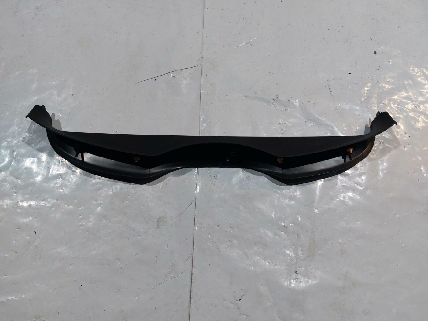 Bagāžnieka vāka apdare priekš RENAULT LAGUNA 2011