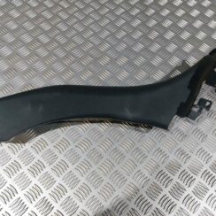 Sliekšņa aizmugurēja laba uzlika (salonā) priekš RENAULT LAGUNA 2011