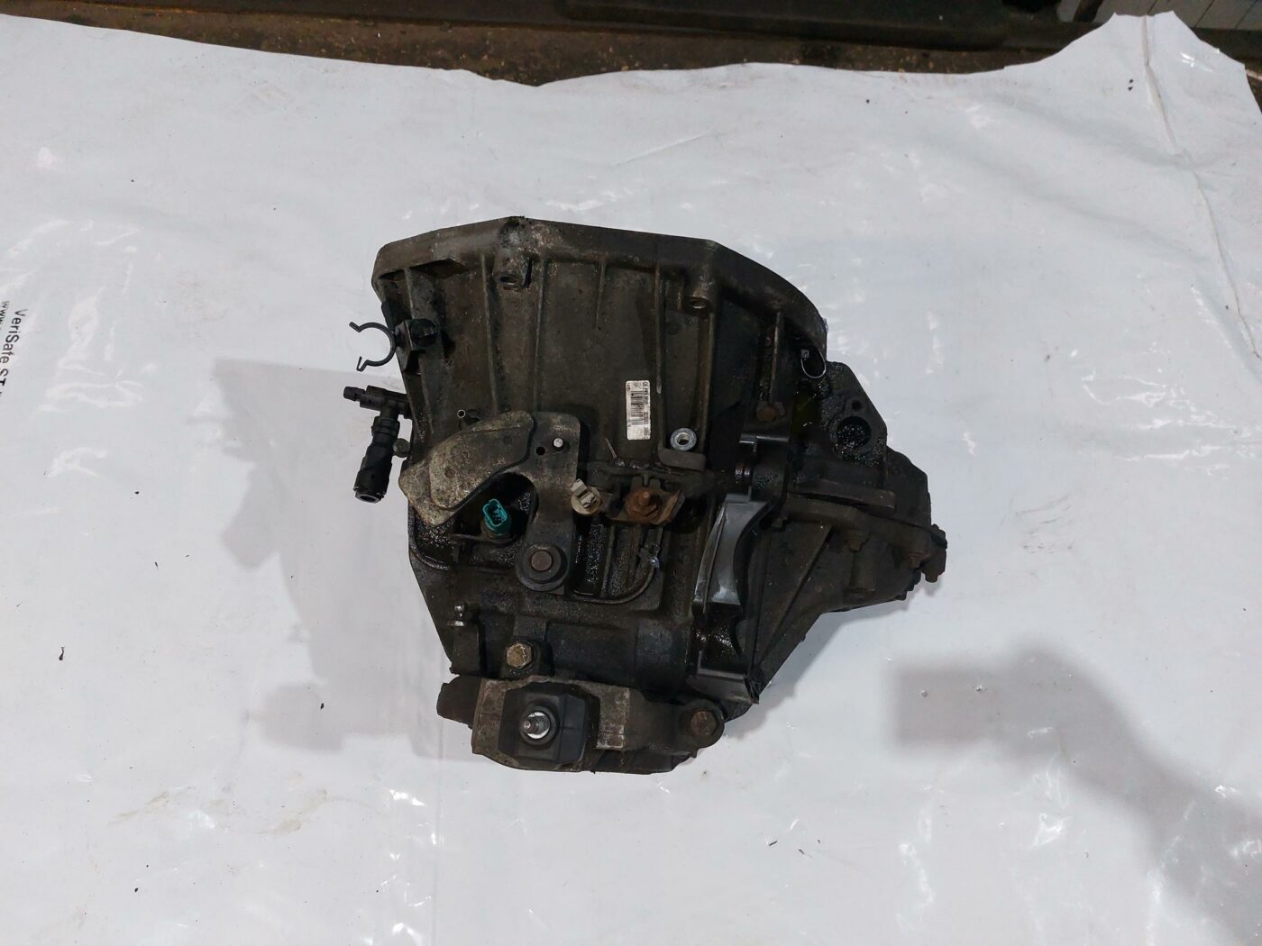 Mehāniska pārnesumkārba priekš RENAULT LAGUNA 2011 4 Mehāniska pārnesumkārba priekš RENAULT LAGUNA 2011