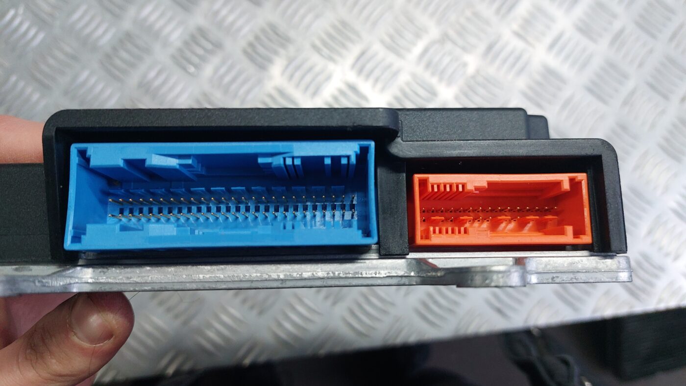 Drošības spilvena vadības bloks priekš VOLVO S40 2004 Black