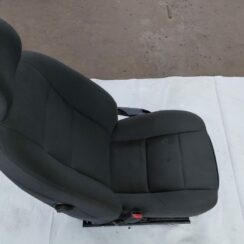 Priekšējais kreisais sēdeklis priekš VOLVO S40 2004 Black