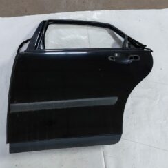 Aizmugurējās kreisās durvis priekš VOLVO S40 2004 Black