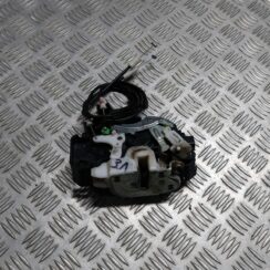 Aizmugurējo kreiso durvju slēdzene priekš MITSUBISHI COLT 2007