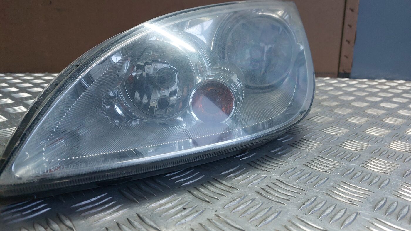 Priekšējais kreisais lukturis priekš MITSUBISHI COLT 2007