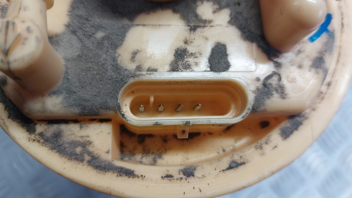 Degvielas tvertnes sūknis priekš MITSUBISHI COLT 2007