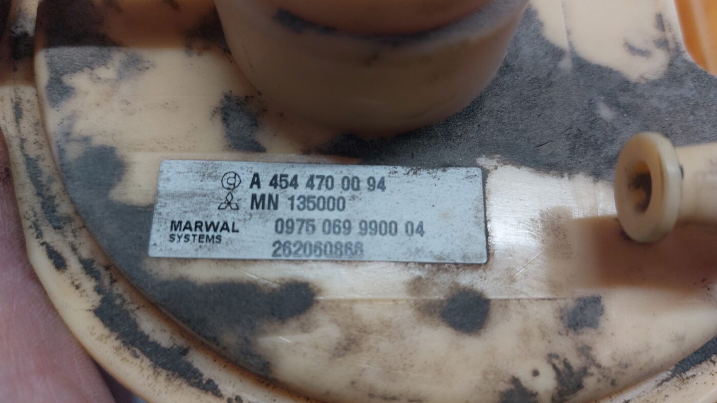 Degvielas tvertnes sūknis priekš MITSUBISHI COLT 2007