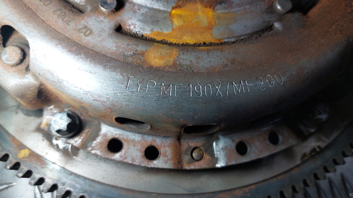 Sajūga komplekts priekš MITSUBISHI COLT 2007 5 Sajūga komplekts priekš MITSUBISHI COLT 2007