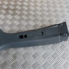 Vidējas salona statnes apdare priekš MITSUBISHI COLT 2007