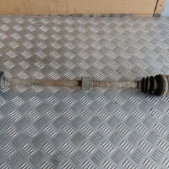 Pusass priekšēja labā priekš MITSUBISHI COLT 2007